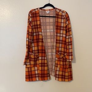 lularoe 🦄 fall plaid caroline sweater